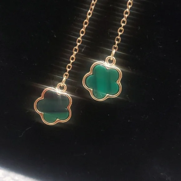 Unbranded Green Clover necklace - Picture 2 of 3